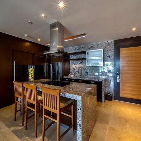 Grand Luxxe Two Bedroom Suite - نويفو فايارتا المظهر الخارجي الصورة
