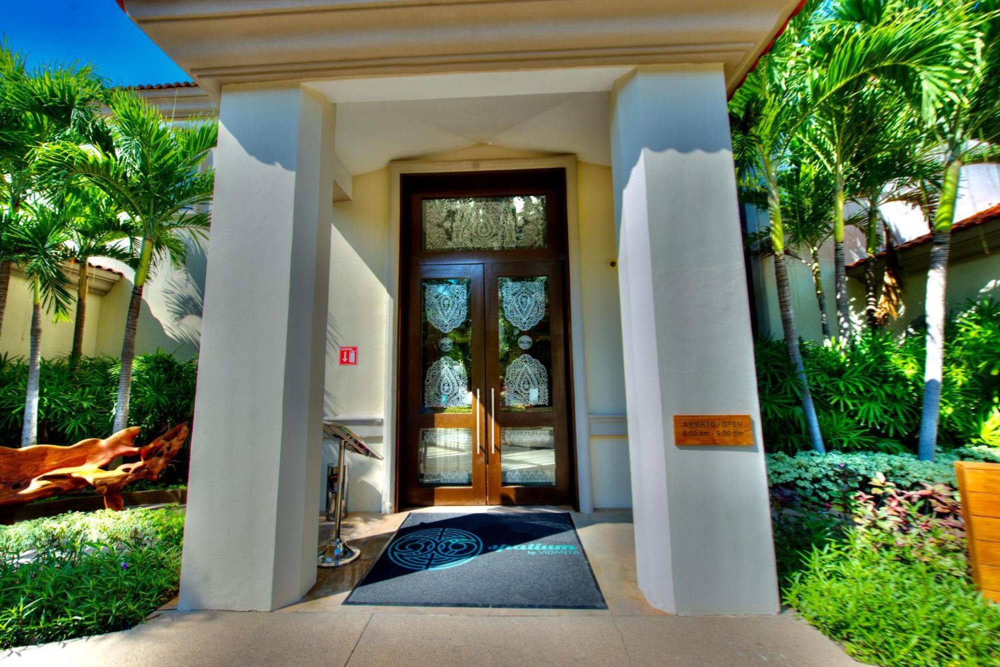 Grand Luxxe Two Bedroom Suite - نويفو فايارتا المظهر الخارجي الصورة